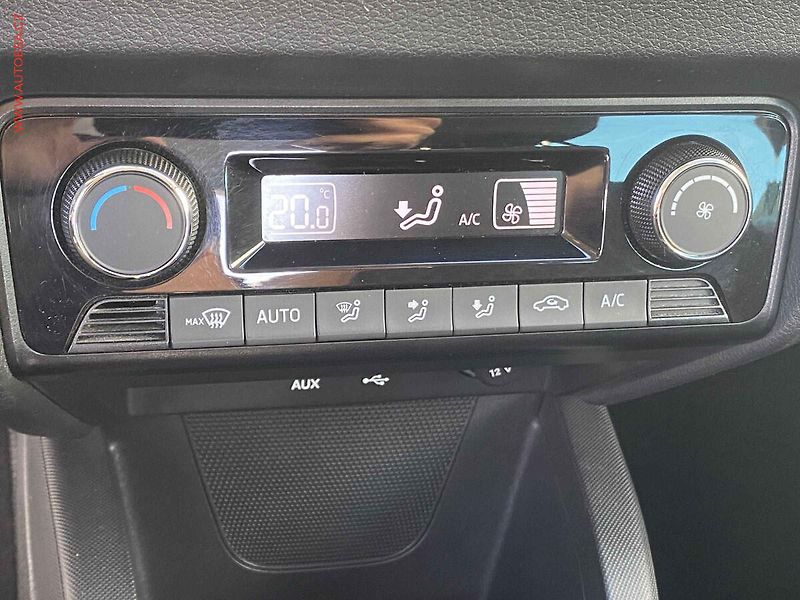 Škoda Fabia (2017) 1.4 TDi, Drive, +kola - fotka 15 z 19