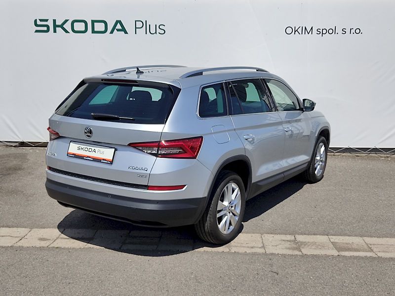 Škoda Kodiaq (2019) Style 2,0 Tdi 110 Kw 4x4 DSG - fotka 2 z 37