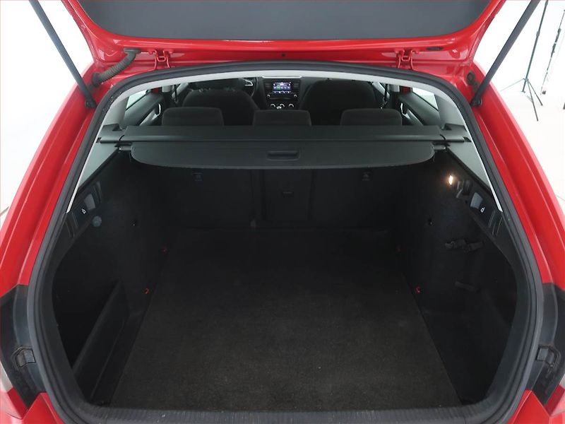 Škoda Octavia (2018) 1.5 TSI, Serv.kniha, Tempomat - fotka 13 z 17