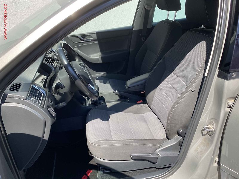 Škoda Rapid (2016) 1.2 TSi, Style, TZ - fotka 9 z 16