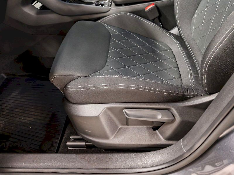 Škoda Karoq (2025) 2.0 TSI 140 kW DSG 4x4 Sportli - fotka 23 z 32