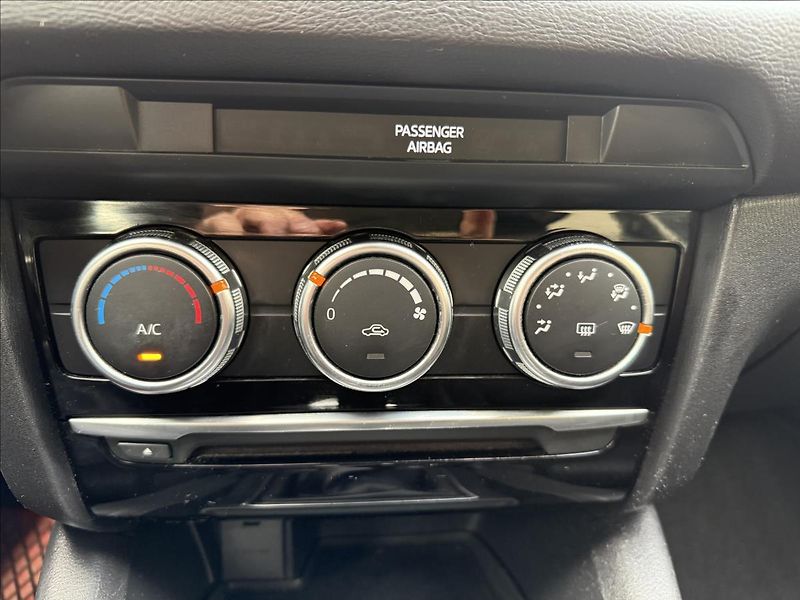 Mazda 6 2,0 - fotka 17 z 22