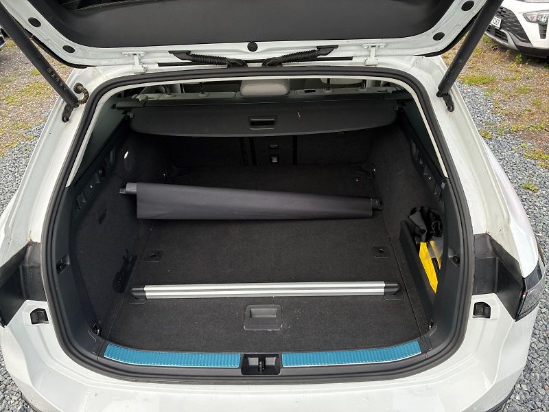 Volkswagen Passat Variant (2025) ELEGANCE 2.0TDI 142kW DSG CZ  - fotka 6 z 11