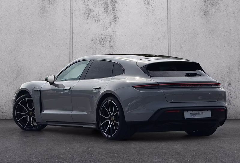 Porsche Taycan Sport Turismo BOSE Pano Matrix - fotka 6 z 20
