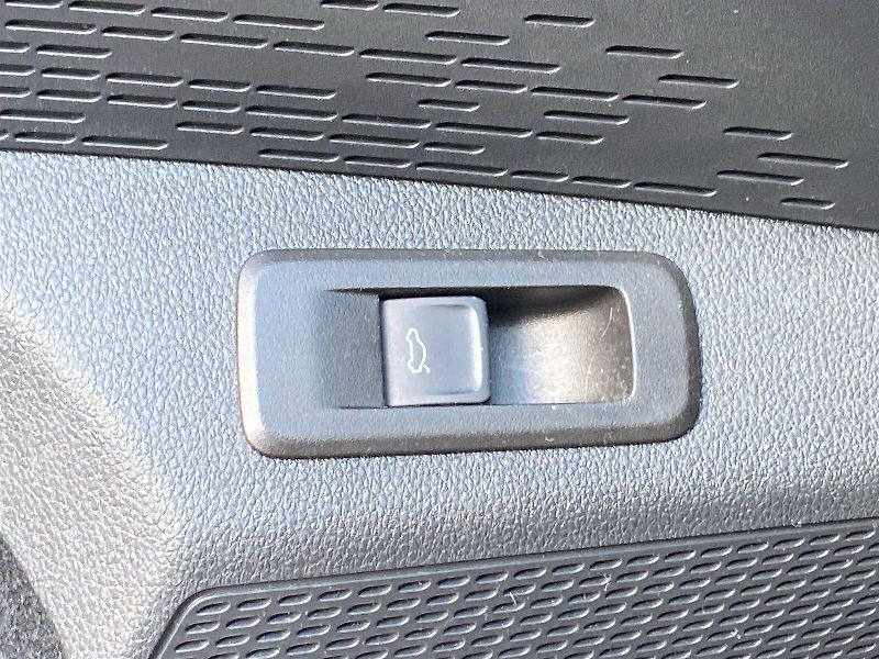Škoda Octavia (2023) 1.5 TSI M-HEV DSG Style - fotka 25 z 38