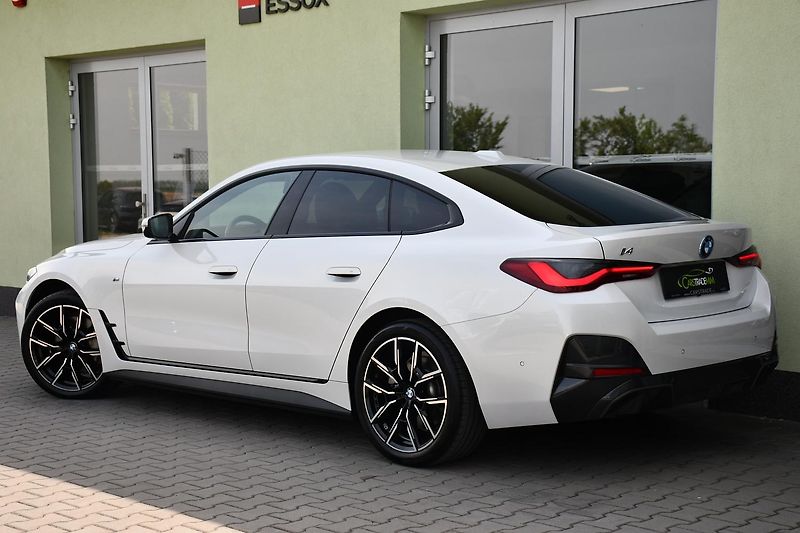 BMW i4 eDrive40 M-SPORT H/K 1M - fotka 3 z 42