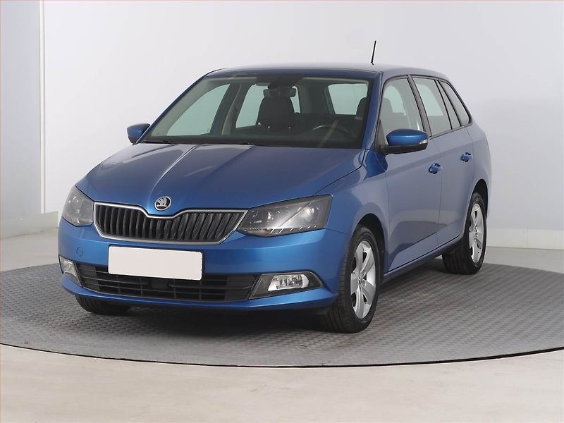 Škoda Fabia (2017) Style 1.0 TSI, Automat - fotka 2 z 18