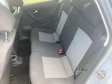 Volkswagen Polo 1,2 (51kW)*KLIMATIZACE* - náhled 11