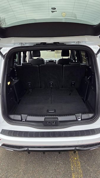 Ford S-MAX (2018) ST - Line 177 Kw - fotka 14 z 21