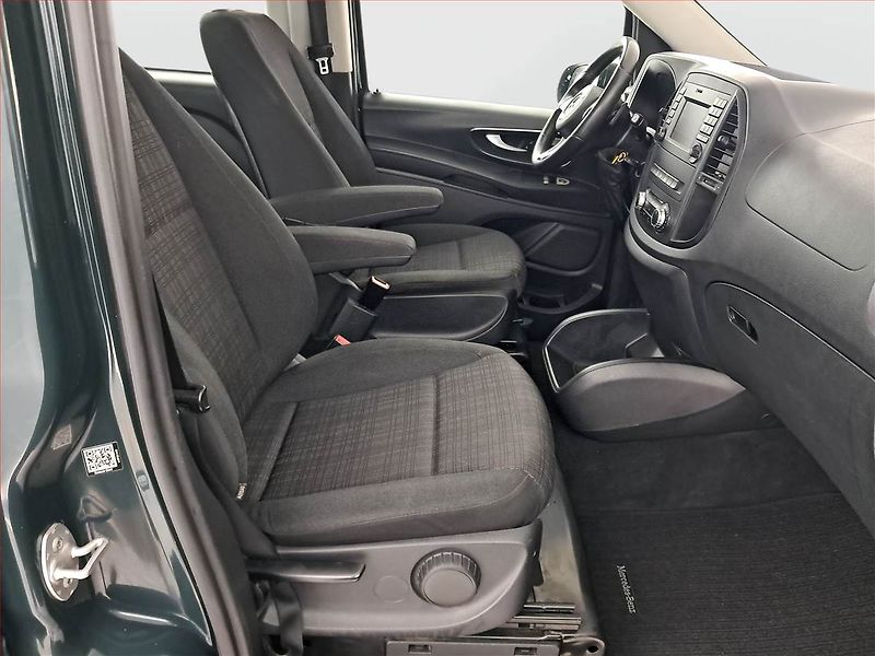 Mercedes-Benz Vito (2016) 119 CDI 4x4, Bus, 8Míst, ČR - fotka 9 z 19