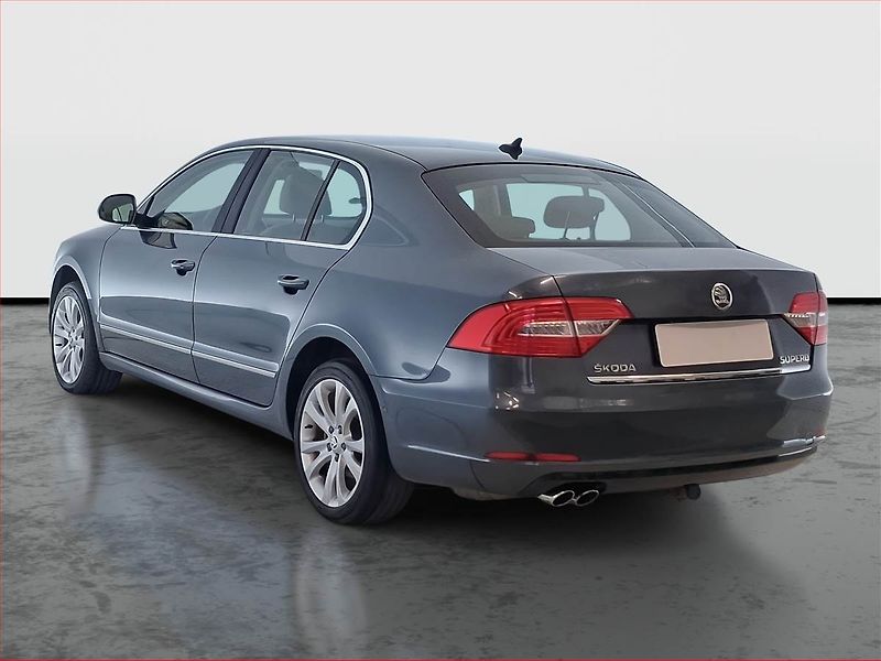Škoda Superb (2014) 2.0 TDI, Serv.kniha, Navi - fotka 4 z 19