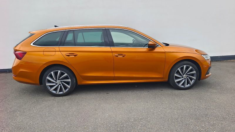 Škoda Octavia (2022) OCT.COM STY TS 4X4 140/2.0 A7F - fotka 6 z 35