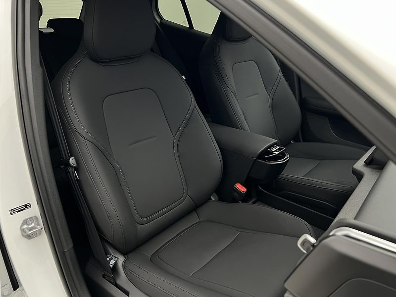 Volvo EX30 (2026) P8 AWD electric PLUS REZERVACE - fotka 25 z 45
