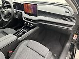 Škoda Superb 1.5 TSI Selection - náhled 27