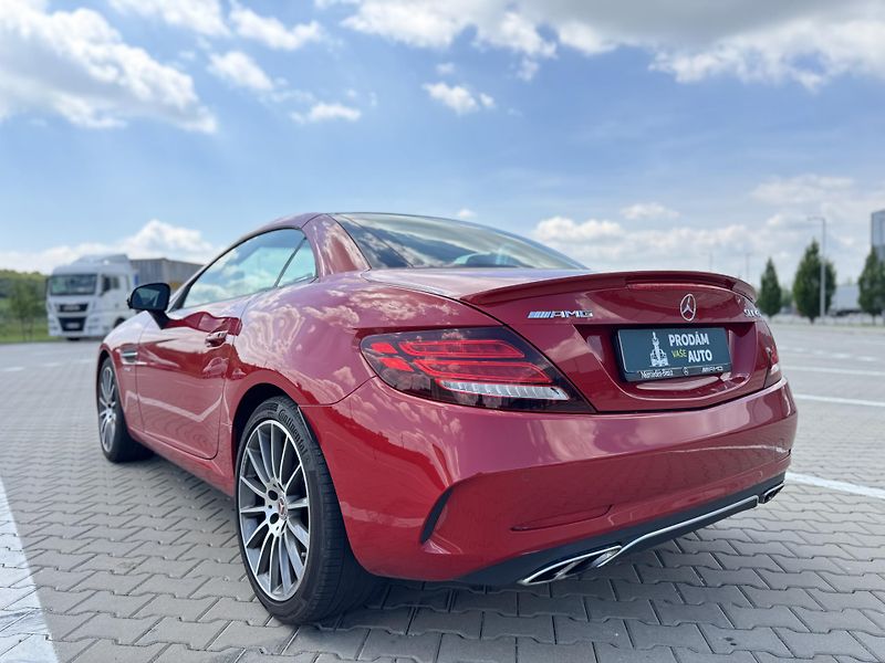 Mercedes-Benz SLC AMG 43 - fotka 39 z 43
