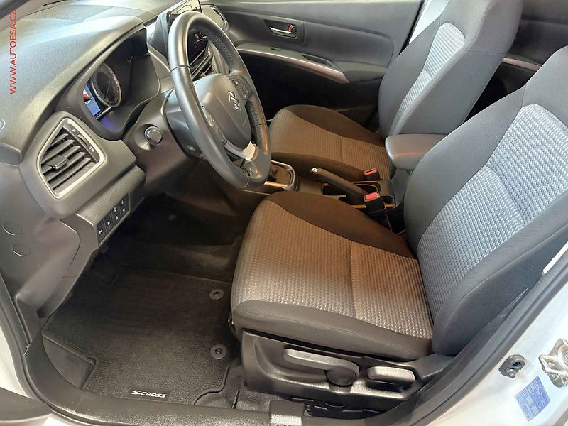 Suzuki S-Cross (2022) 1.4i, Premium. AC, tempo - fotka 9 z 15