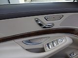 Mercedes-Benz Třídy S (2013) S500*4M*NOVÝ-MOTOR*TOP-SERVIS! - náhled 36