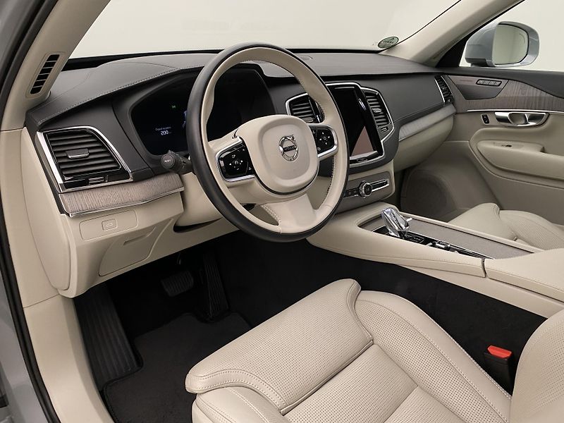 Volvo XC90 B5 AWD BRIGHT PLUS - fotka 4 z 66