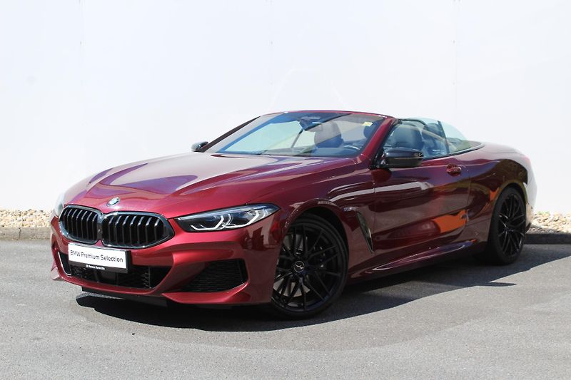 BMW Řada 8 840i xDrive Convertible - fotka 1 z 27