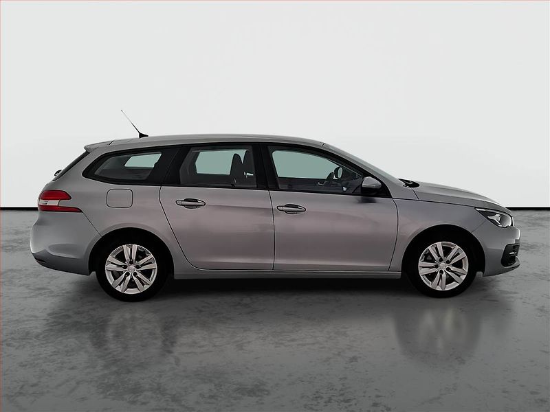 Peugeot 308 (2019) 1.5 BlueHDi, ČR,1.maj - fotka 6 z 16