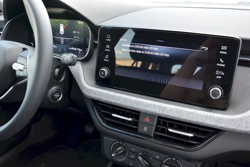 Škoda Kamiq (2024) 1.0 TSI 85 kW Selection - fotka 21 z 23