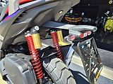 Aprilia (2026) SR GT 400 RALLY REPLICA - SKLA - náhled 15