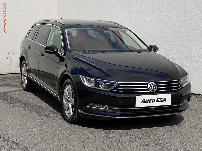 Volkswagen Passat (2015) 1.8 TSi, Highline, DSG, kůže - fotografie inzerátu