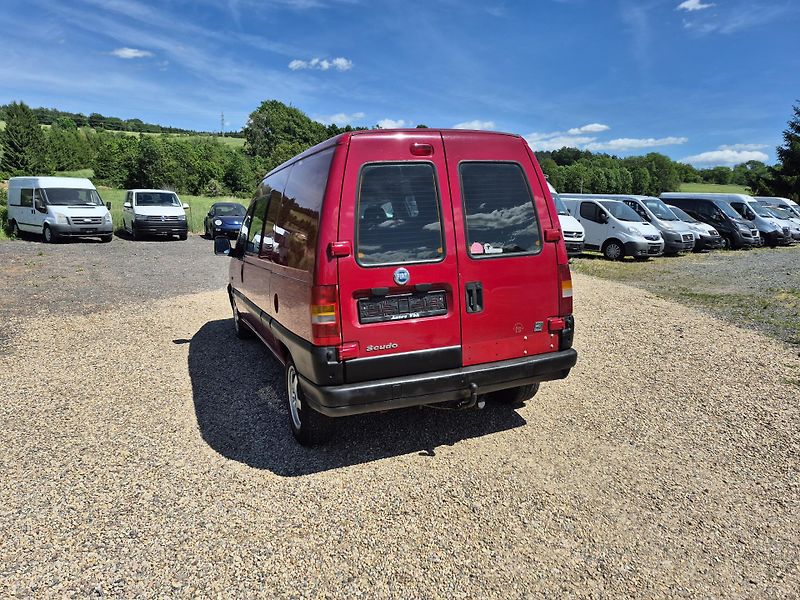 Fiat Scudo (2005) 2.0Hdi Long 5 míst  - fotka 12 z 22