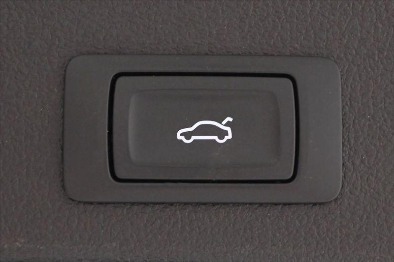 Audi A6 3,0 TDI 210 kW QUATTRO S-LINE - fotka 27 z 32