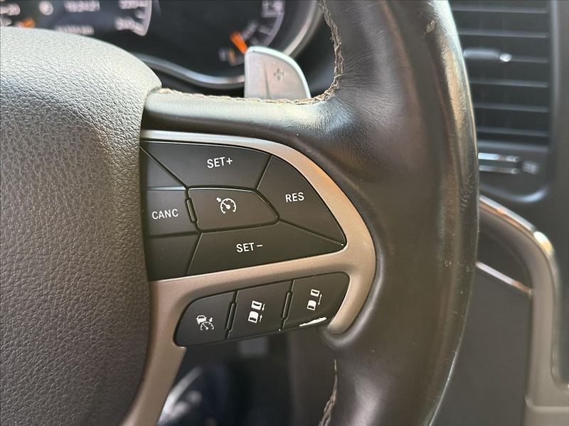 Jeep Grand Cherokee 3,0 CRD SUMMIT H&K awd záruka - fotka 30 z 42