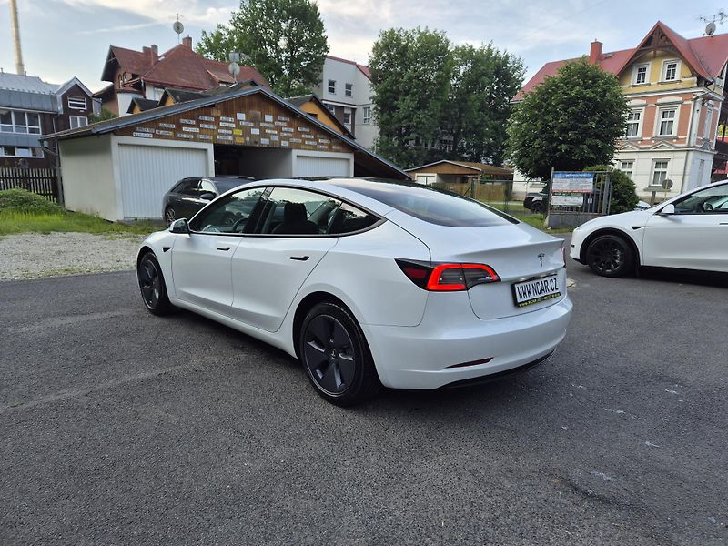 Tesla Model 3 STANDART RANGE 239kw SOH 94% - fotografie inzerátu