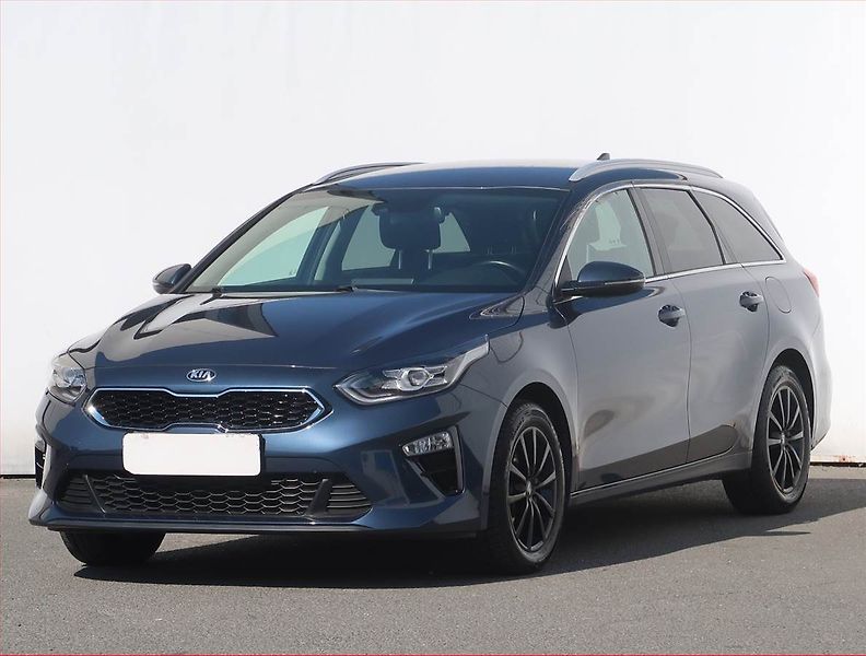 Kia Ceed (2020) 1.4 T-GDI, ČR,1.maj - fotka 2 z 22