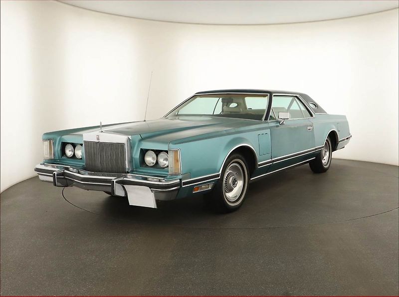 Lincoln Continental (1978) 4.6 V8, Automat - fotka 2 z 13