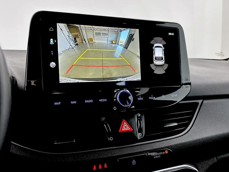Hyundai i30 Smart DCT - fotka 23 z 26