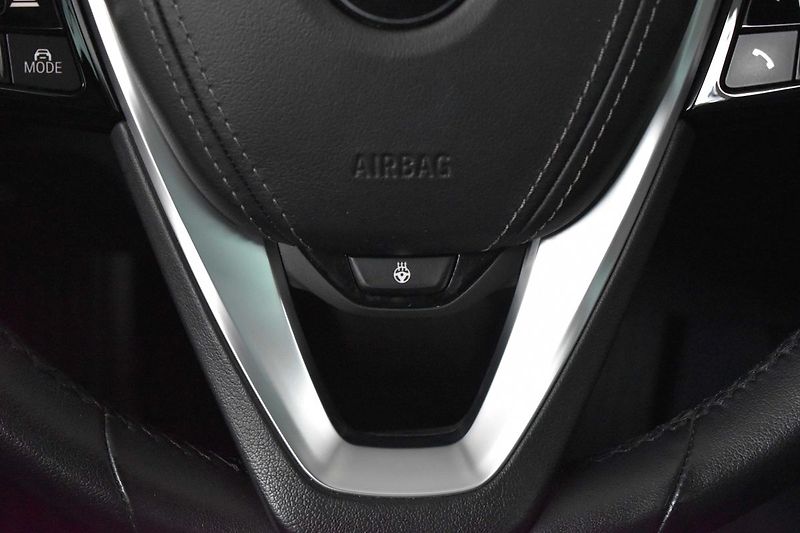 BMW Řada 5 530d xD TAŽNÉ*N.TOPENÍ*ČR 1.M* - fotka 22 z 51
