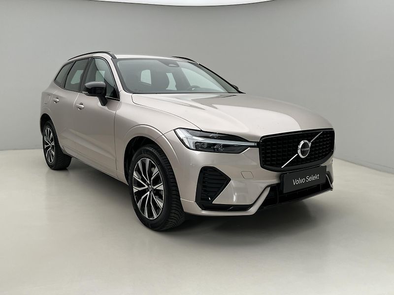 Volvo XC60 B4 AWD DARK PLUS AUT - fotka 8 z 39