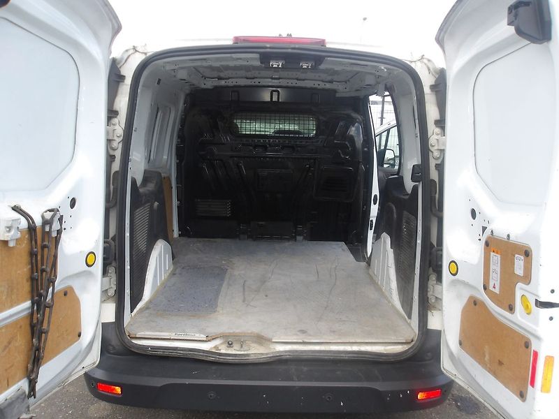 Ford Transit Connect 1,6TDCi ČR KLIMA -21%DPH ! - fotka 18 z 33