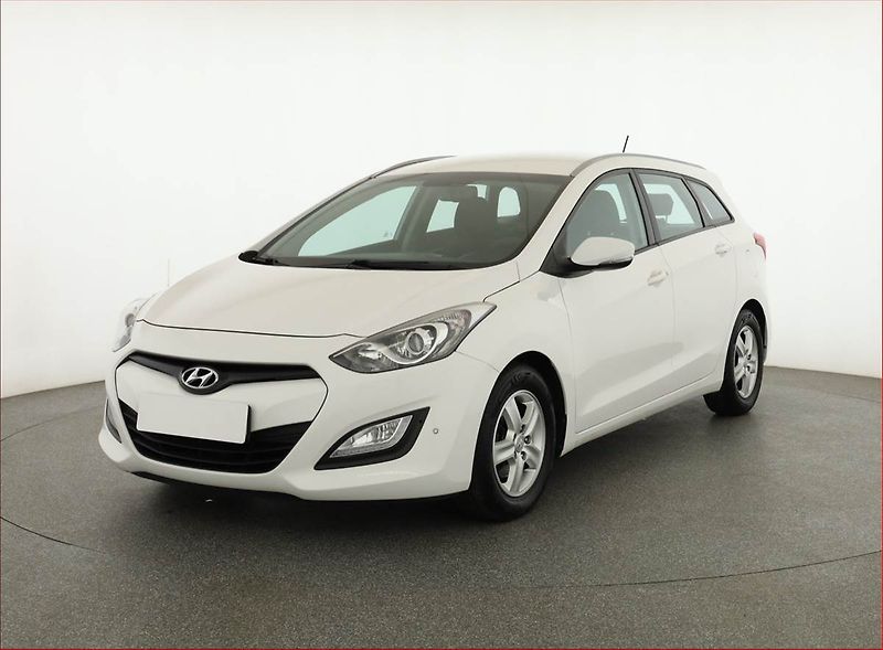Hyundai i30 (2012) 1.6 GDI, Serv.kniha, Tempomat - fotka 2 z 14
