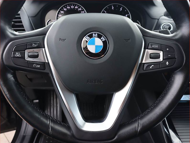 BMW X3 (2018) xDrive20d - fotka 20 z 21