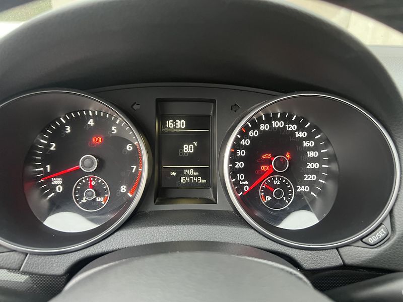 Volkswagen Golf 1.2TSI 77KW,ALU,DIGIKLIMA,ESP - fotka 33 z 41