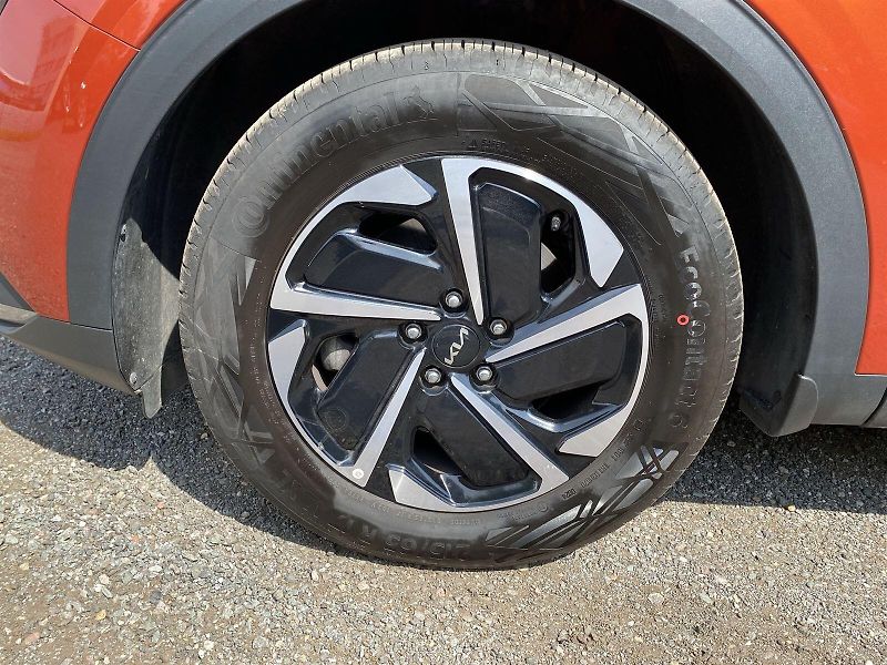 Kia Sportage (2024) 1.6 T-GDI 4x4 Exclusive - fotka 28 z 33