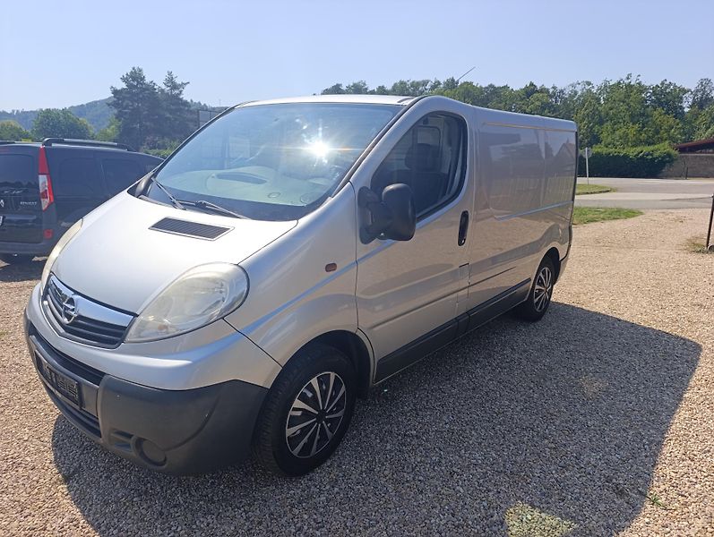 Opel Vivaro (2012) 2.0 DCi tažné DPH klima - fotka 2 z 17