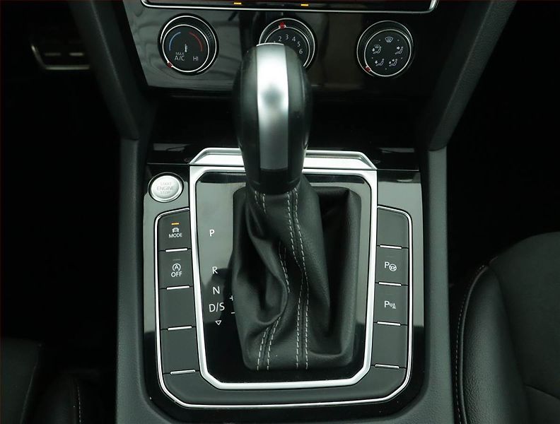 Volkswagen Arteon (2023) R-line 2.0 TDI 4Motion - fotka 13 z 16
