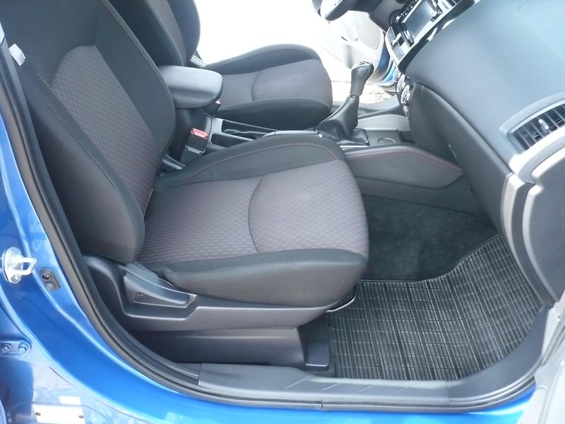 Mitsubishi ASX 1.6i 86Kw Klimatizace - fotka 18 z 33