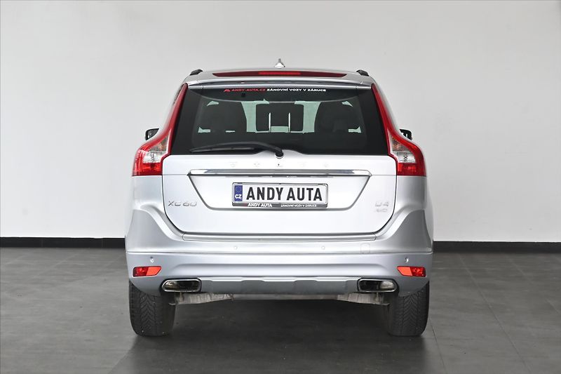 Volvo XC60 2,4 D5 133 kW AT6 AWD Záruka a - fotka 4 z 28