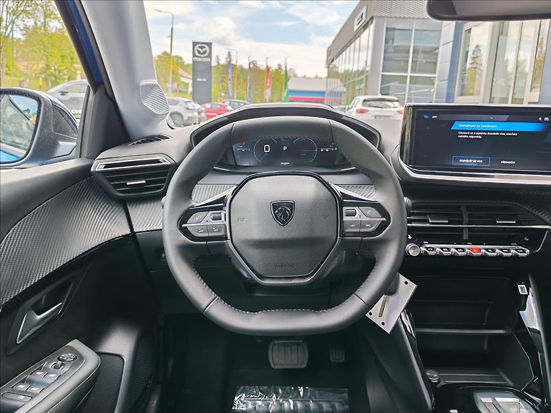 Peugeot 208 (2026) 1.2 ALLURE Hybrid 145 e-DCS6 - fotka 15 z 15