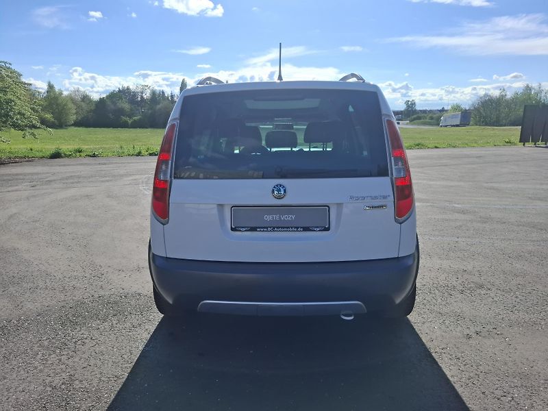 Škoda Roomster (2012) edice SCOUT 1.2TSi 63kW,klima - fotka 5 z 19