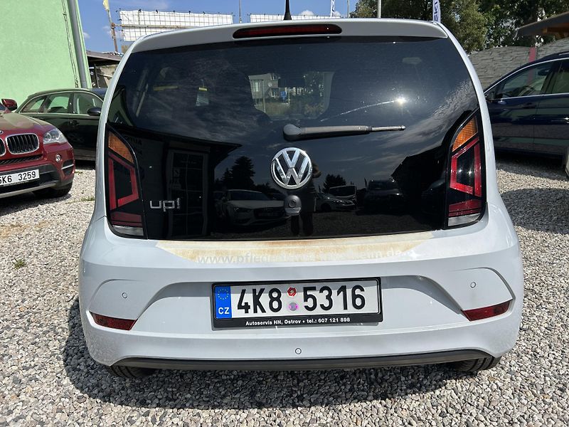 Volkswagen up! (2017) 1.0 i 44 KW - fotka 8 z 21