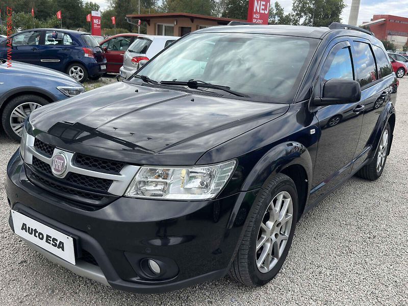 Fiat Freemont (2013) 2.0JTD 4x4, 7míst, ČR - fotka 3 z 20