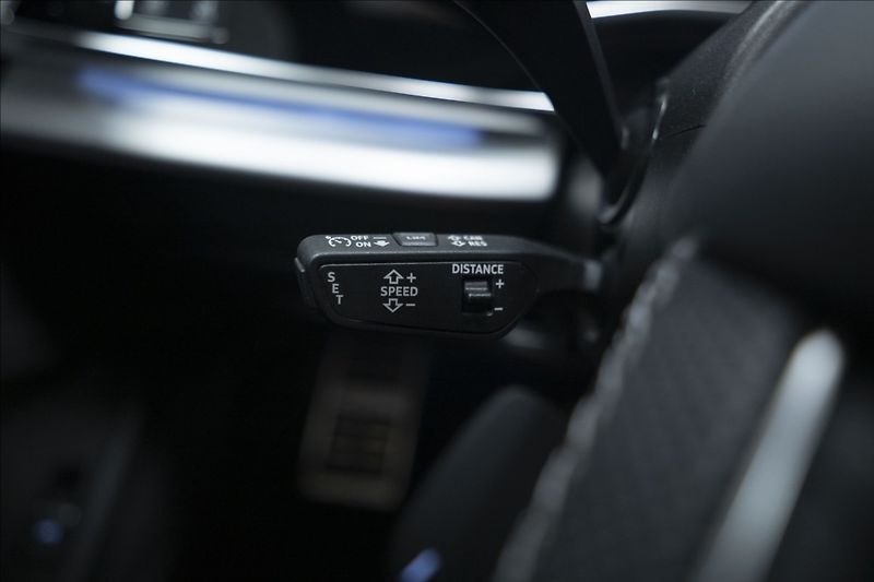 Audi Q7 3,0 TDI QUATTRO S-LINE 1. MAJ - fotka 25 z 45